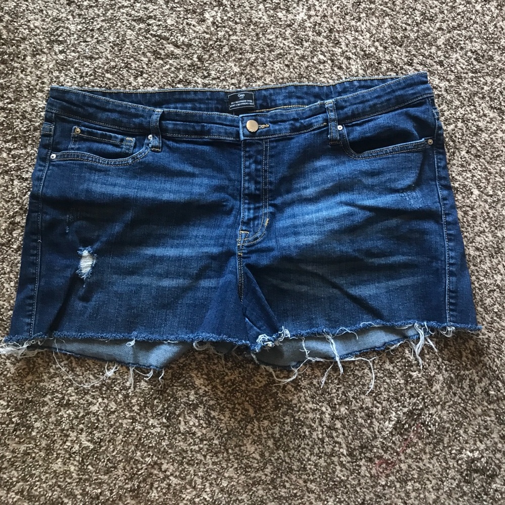 Cute denim cut-offs size 18